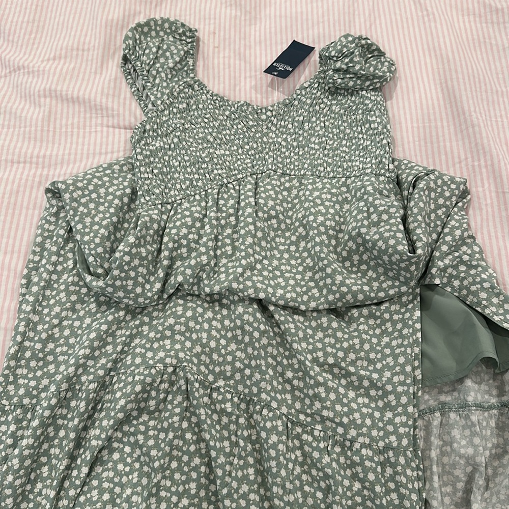 Hollister midi dress